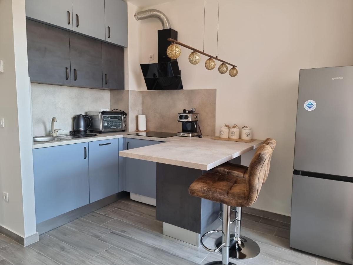 Booking Beautifull Studio Apartment Bell With Balcony And Sea View In Zára Kültér fotó